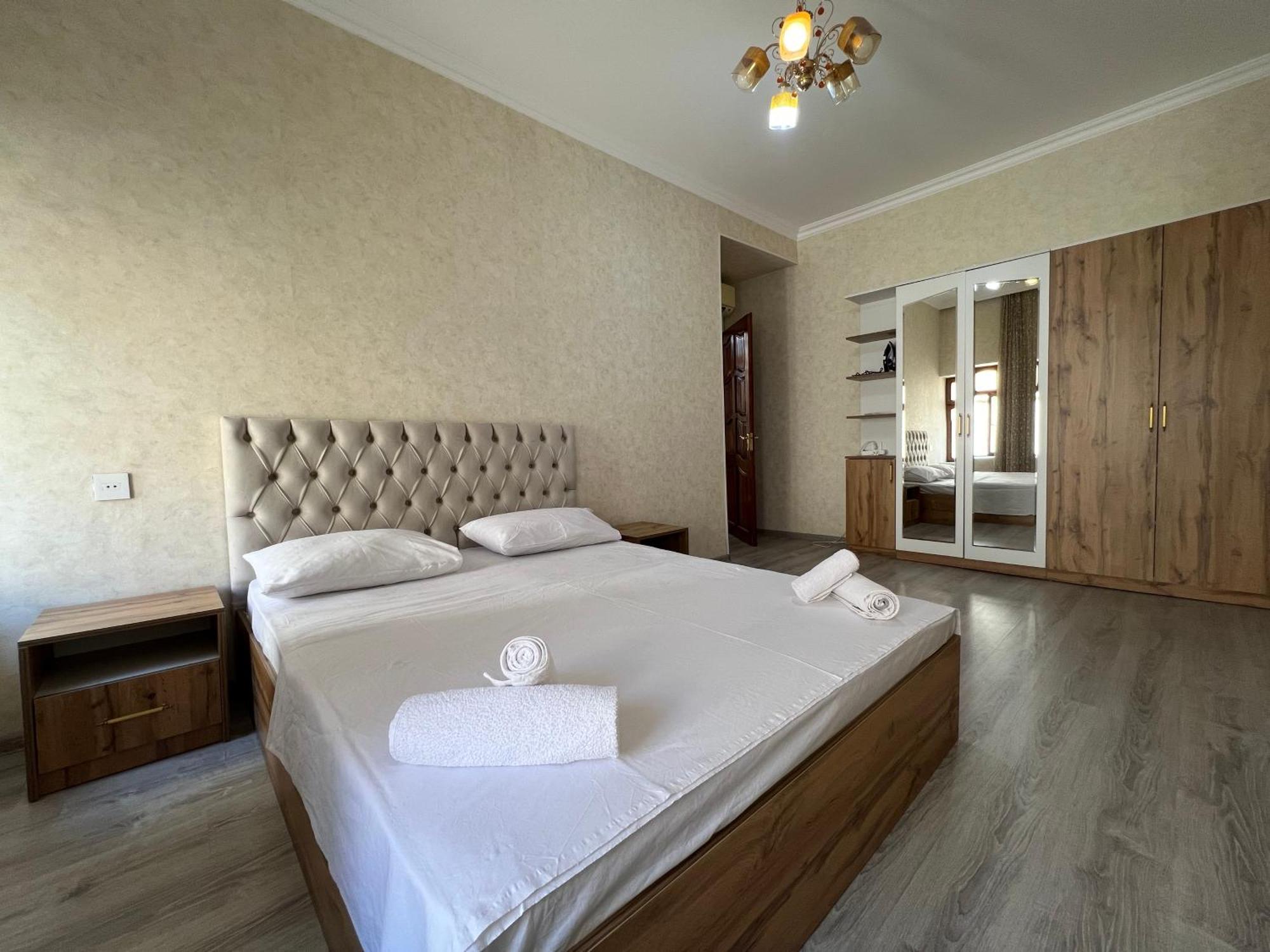 Sweet And Comfort Apartment In The Old City Icheri Sheher Баку Экстерьер фото
